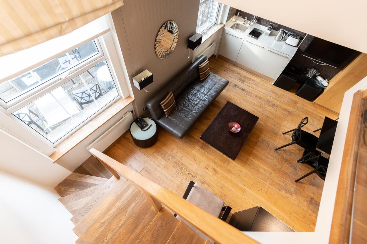 Triple Split - Level Studio