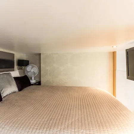 Space Aparthotel-3